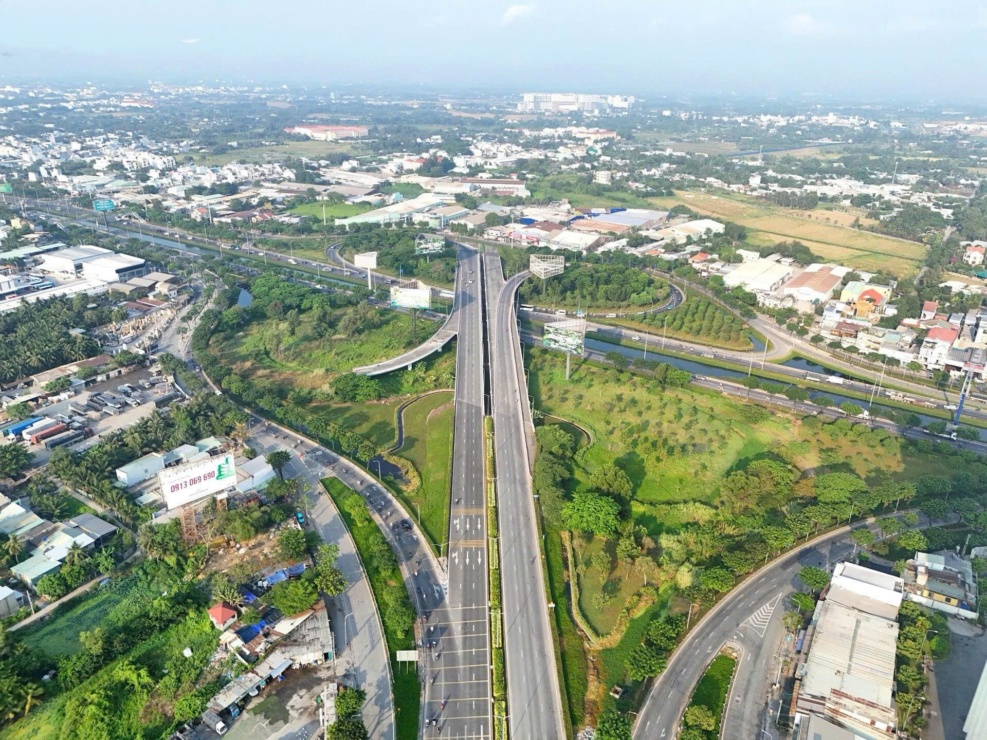 Trục Võ Văn Kiệt nối dài – Mắt xích quan trọng trong việc hoàn thiện hạ tầng liên vùng TPHCM - Long An - Tây Ninh.